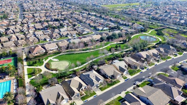 9644 Oakham Way, Elk Grove, CA 95757