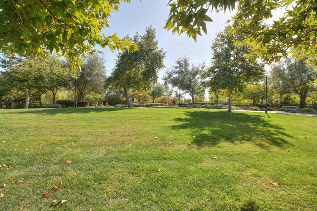 9644 Oakham Way, Elk Grove, CA 95757