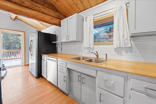 2596 WALDHEIM DRIVE, Fairbanks, AK 99709