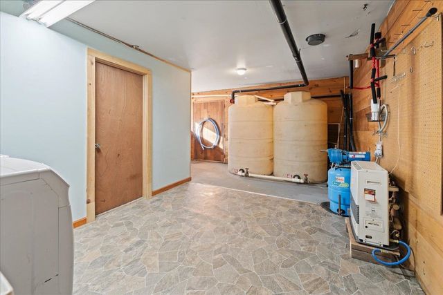 2596 WALDHEIM DRIVE, Fairbanks, AK 99709