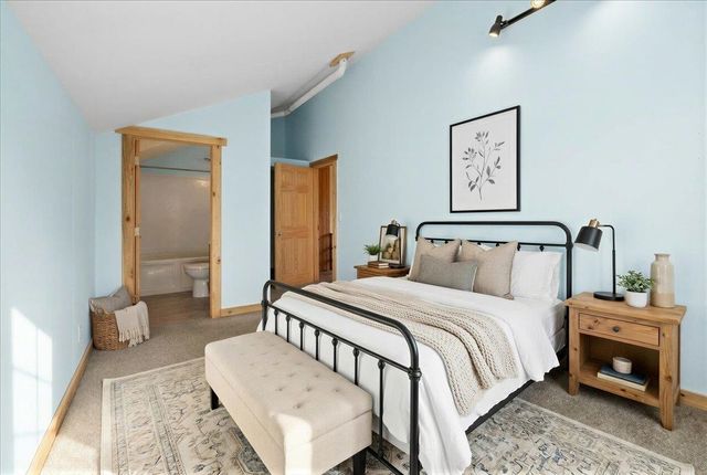 2596 WALDHEIM DRIVE, Fairbanks, AK 99709