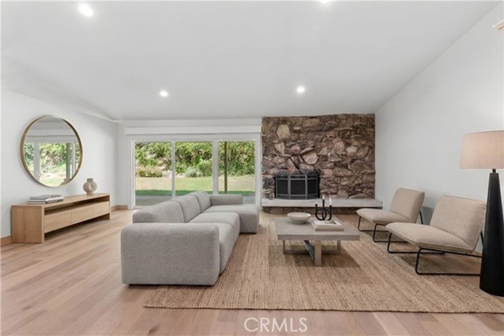 4479 Azalia Drive, Tarzana (los Angeles), CA 91356