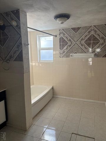 1335 Spruce St, Pueblo, CO 81004