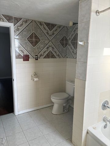 1335 Spruce St, Pueblo, CO 81004