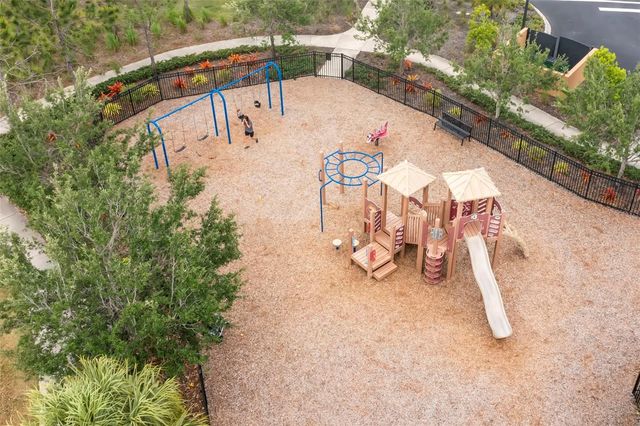 5018 SUNNYSIDE LANE, Bradenton, FL 34211