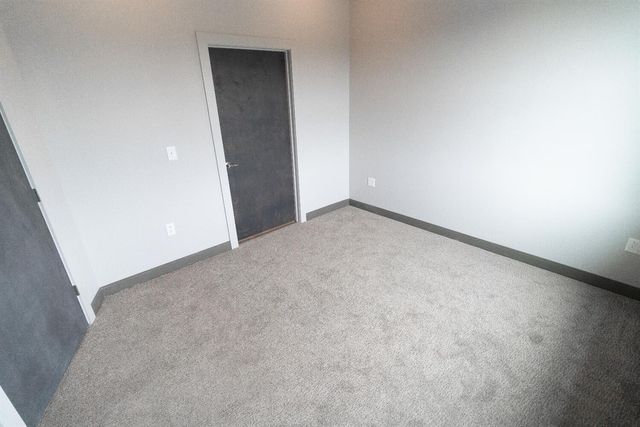 576 E Third Street 310, Lexington, KY 40508