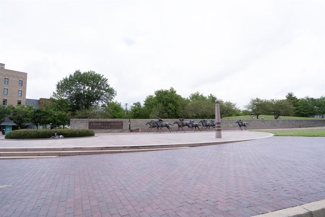 576 E Third Street 310, Lexington, KY 40508