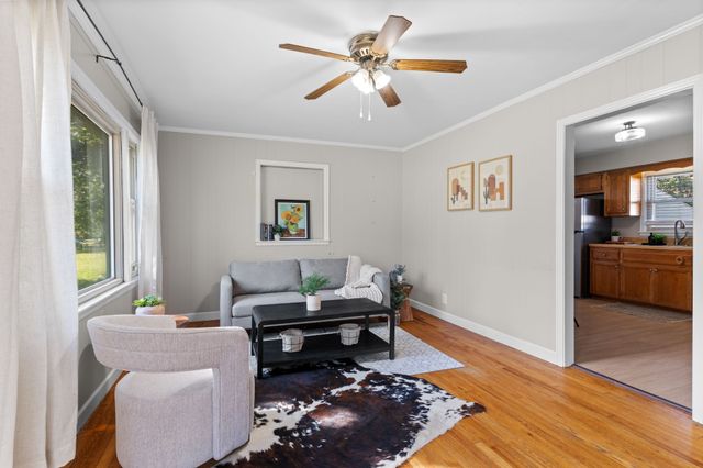 2706 Driftwood Dr, Springfield, TN 37172