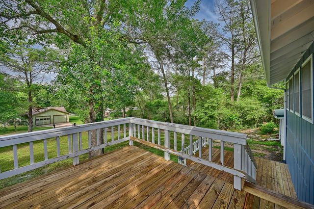 9481 Lake Forest CIR, Brenham, TX 77833