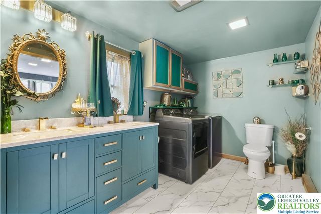 1042 Neffs Laurys Road, North Whitehall Twp, PA 18059