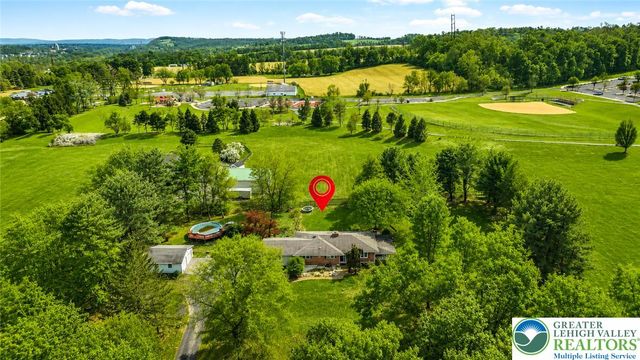 1042 Neffs Laurys Road, North Whitehall Twp, PA 18059