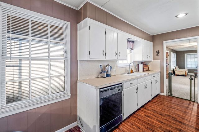 7450 E Highway 6 2, De Leon, TX 76444