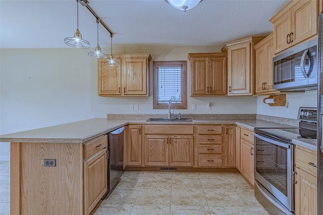 4839 Rose Circle, Johnston, IA 50131