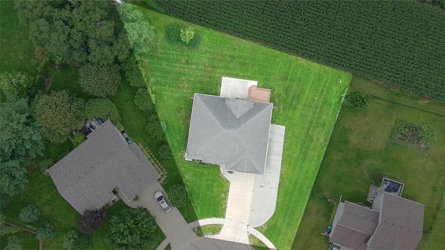 4839 Rose Circle, Johnston, IA 50131