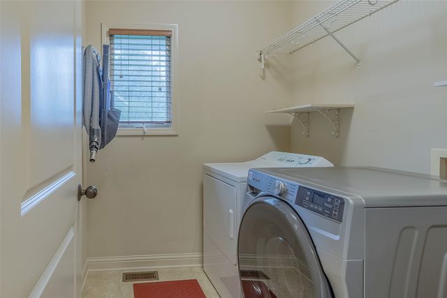 4839 Rose Circle, Johnston, IA 50131