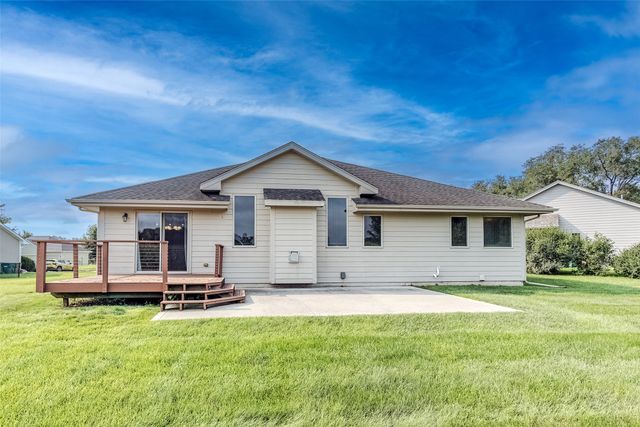 4839 Rose Circle, Johnston, IA 50131