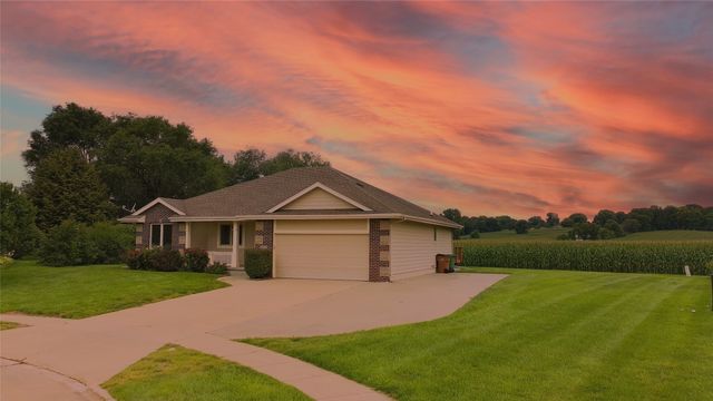 4839 Rose Circle, Johnston, IA 50131