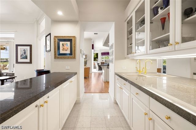 5215 Old Gallows WAY, Naples, FL 34105