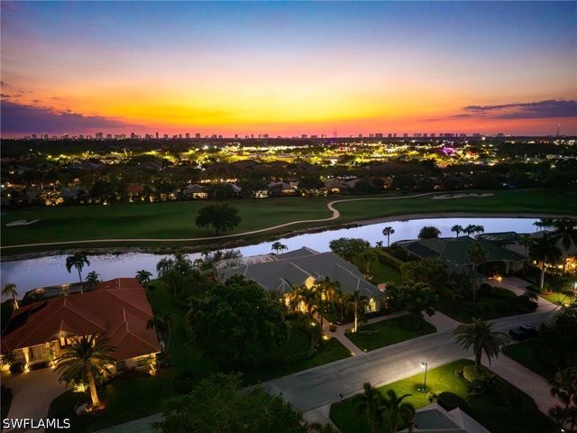 5215 Old Gallows WAY, Naples, FL 34105