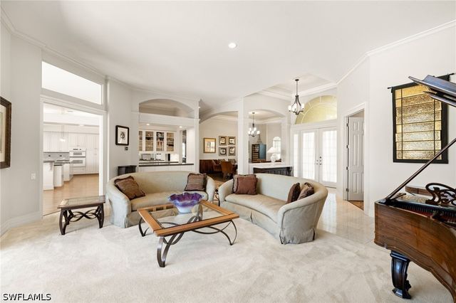 5215 Old Gallows WAY, Naples, FL 34105