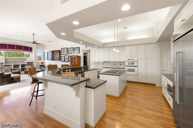 5215 Old Gallows WAY, Naples, FL 34105