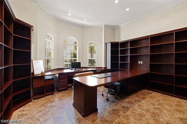 5215 Old Gallows WAY, Naples, FL 34105