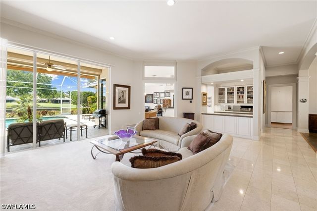 5215 Old Gallows WAY, Naples, FL 34105