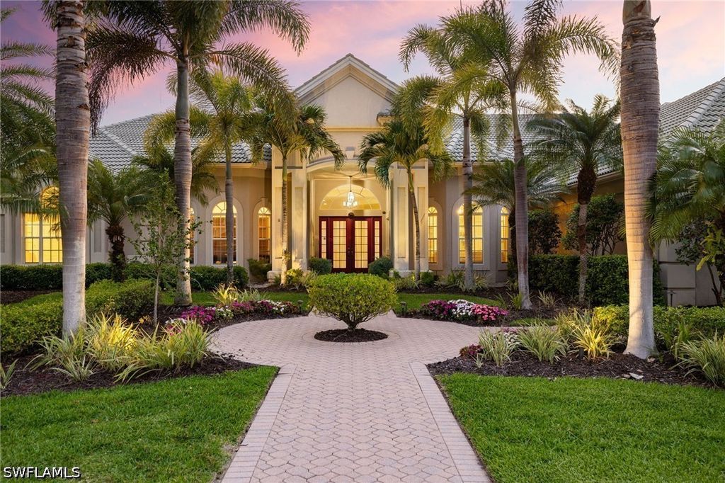 5215 Old Gallows WAY, Naples, FL 34105