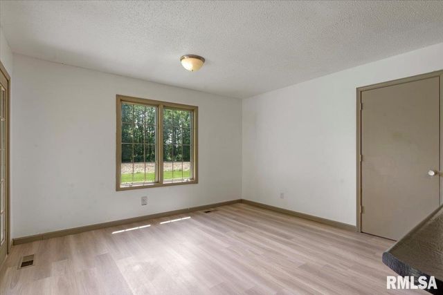 1204 HARMONY Court, Springfield, IL 62703