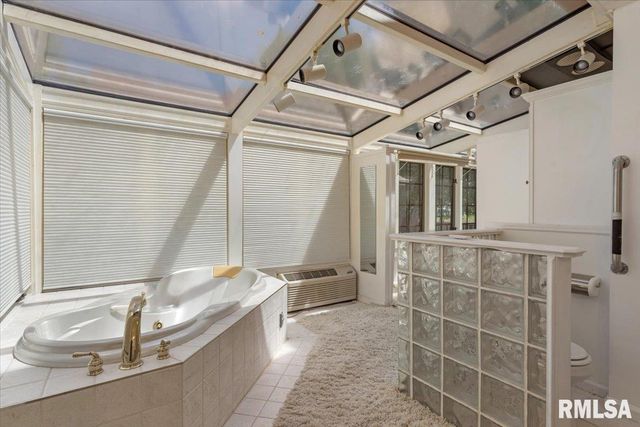 1204 HARMONY Court, Springfield, IL 62703