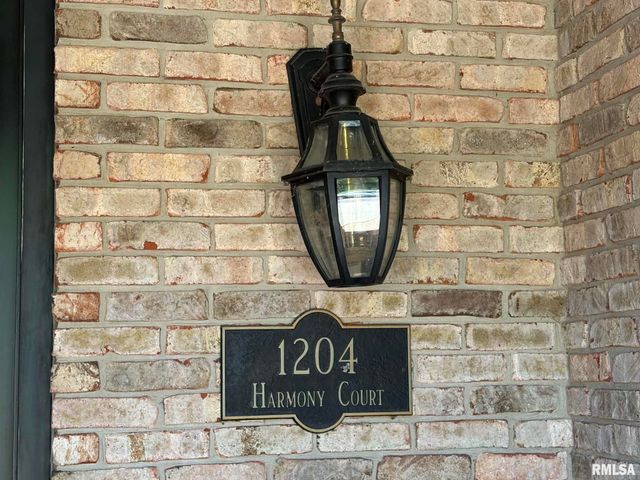 1204 HARMONY Court, Springfield, IL 62703