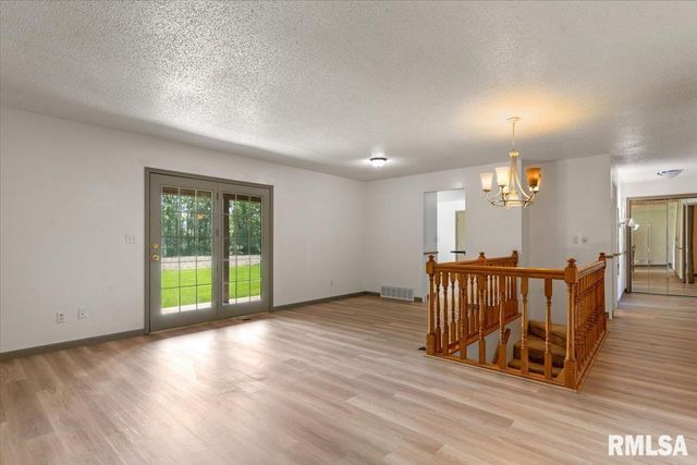 1204 HARMONY Court, Springfield, IL 62703