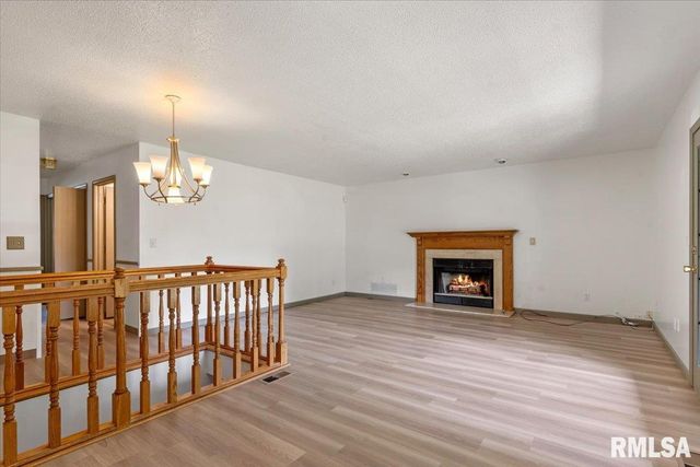 1204 HARMONY Court, Springfield, IL 62703