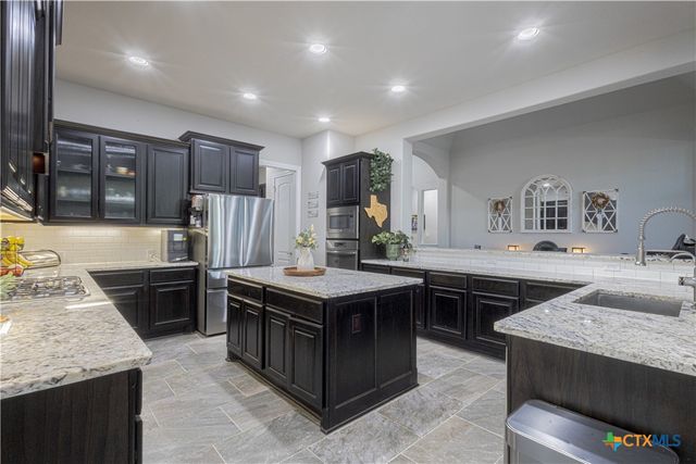 2620 Malboona Mews Drive, New Braunfels, TX 78132