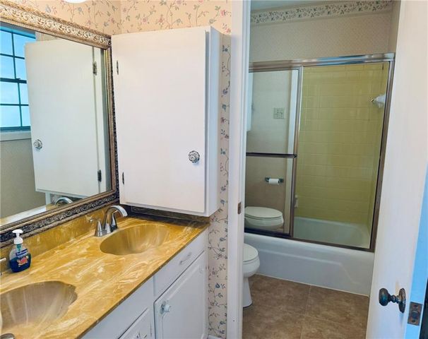 203 TANGLEWOOD Drive, Alexandria, LA 71303