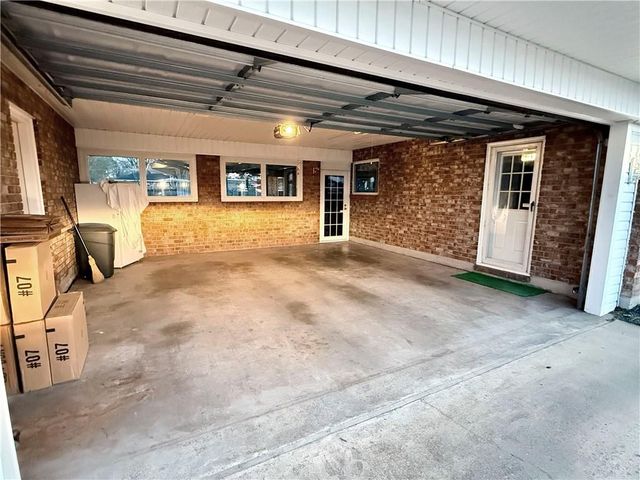 203 TANGLEWOOD Drive, Alexandria, LA 71303