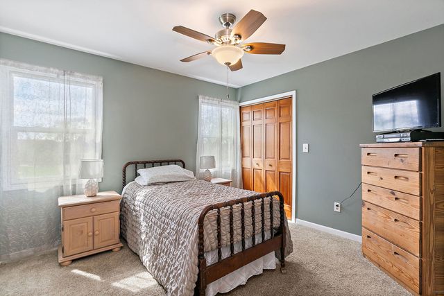 6 Amanda, Yorkville, IL 60560
