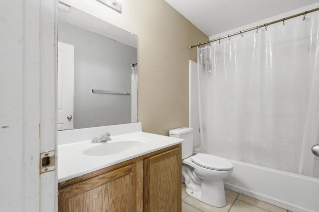 1119 82nd Street SW, Albuquerque, NM 87121