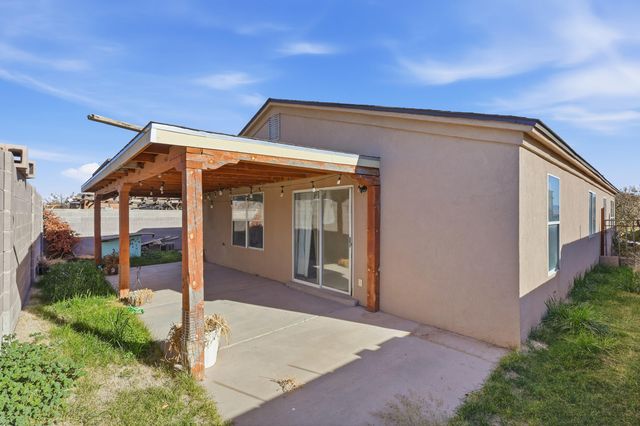 1119 82nd Street SW, Albuquerque, NM 87121