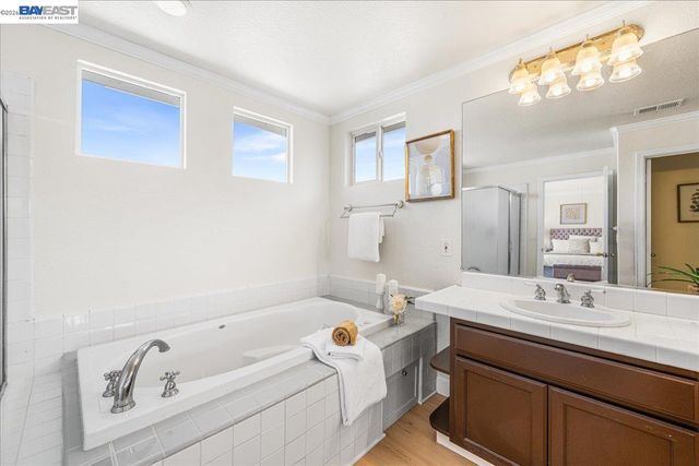 368 Riesling Ct, Fremont, CA 94539