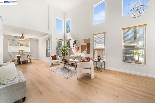 368 Riesling Ct, Fremont, CA 94539