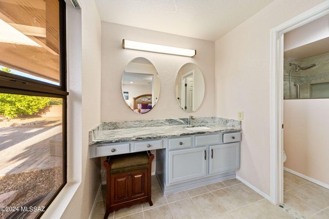 1013 E Boulder Pass, Oro Valley, AZ 85755