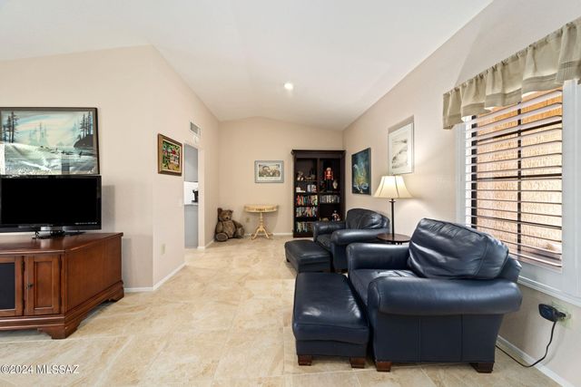 1013 E Boulder Pass, Oro Valley, AZ 85755