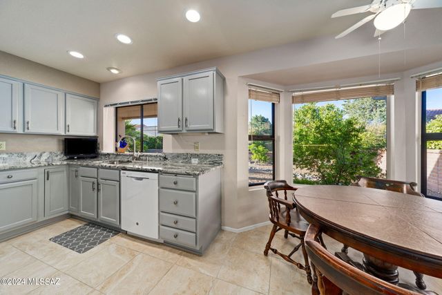 1013 E Boulder Pass, Oro Valley, AZ 85755