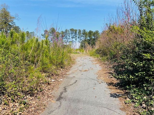 2520 Baker NW Road, Acworth, GA 30101