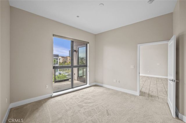402 Rockefeller 305, Irvine, CA 92612