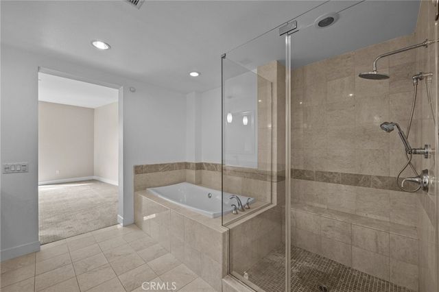 402 Rockefeller 305, Irvine, CA 92612