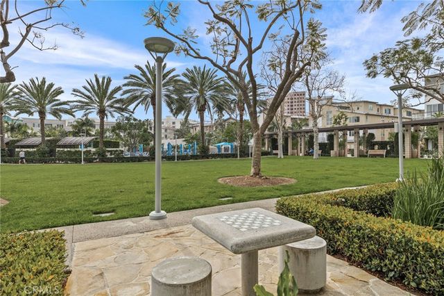 402 Rockefeller 305, Irvine, CA 92612