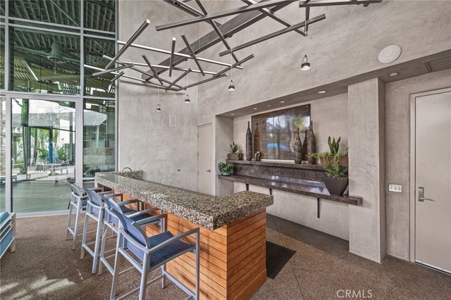 402 Rockefeller 305, Irvine, CA 92612
