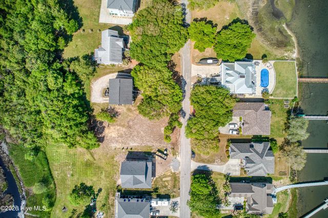 213 Shell Drive, Sneads Ferry, NC 28460
